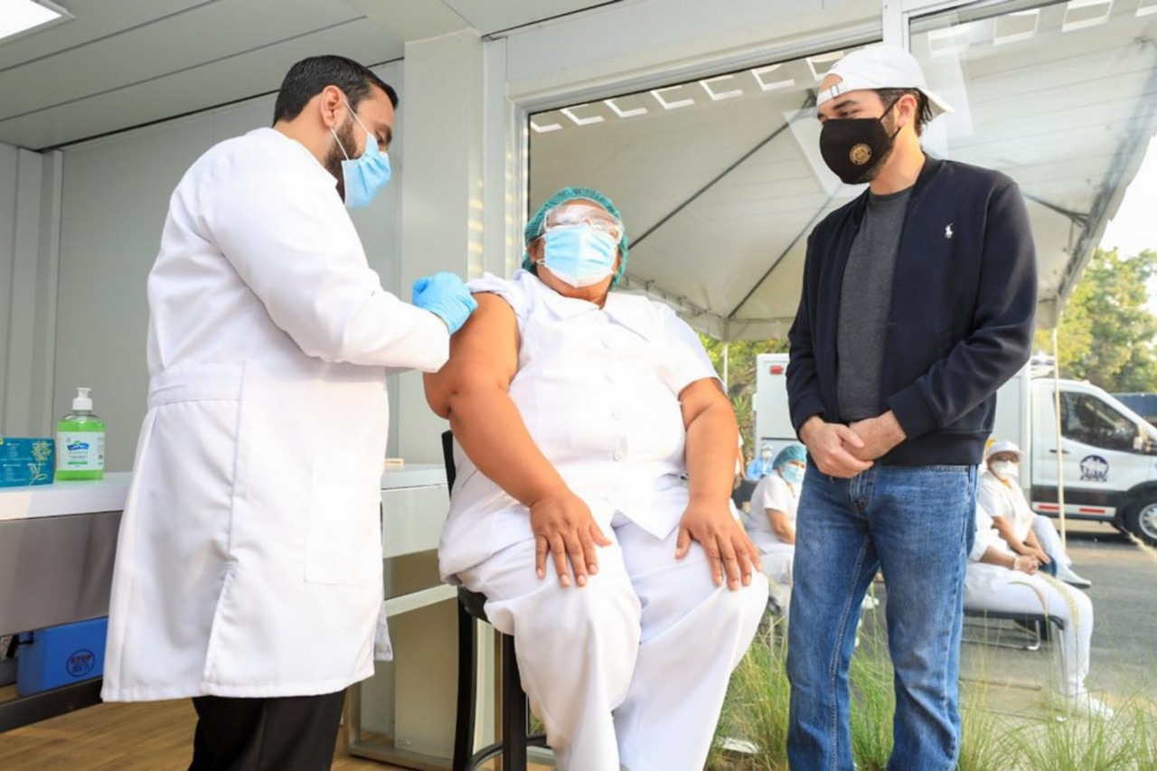 Se cumple un año de la llegada del primer lote de vacunas contra el COVID-19 a El Salvador se-cumple-un-ano-de-la-llegada-del-primer-lote-de-vacunas-contra-el-covid-19-a-el-salvador
